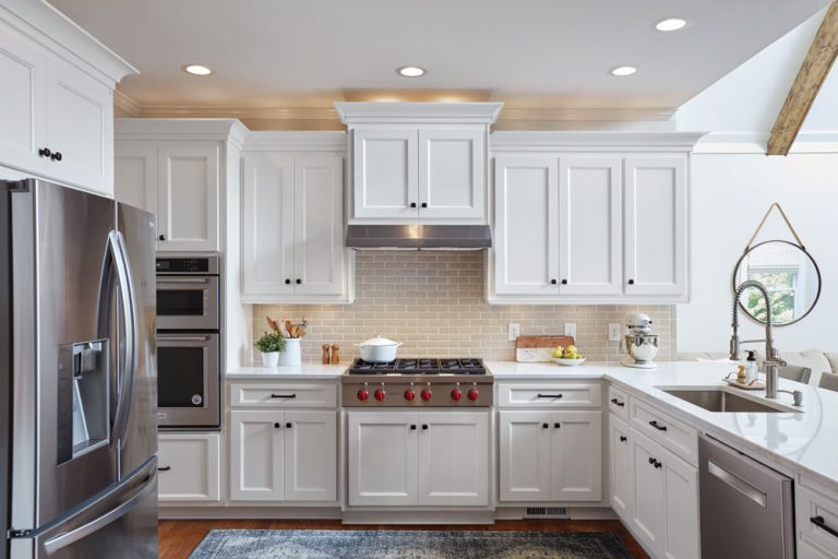2021 HomeServices CabinetMakeover After L AA TIF 768x512