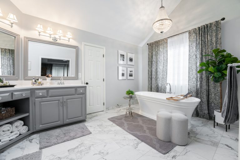 Staples Bathroom 768x512